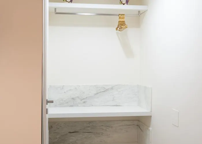 Nery Bed & Breakfast