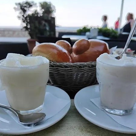 Nery Готель типу 