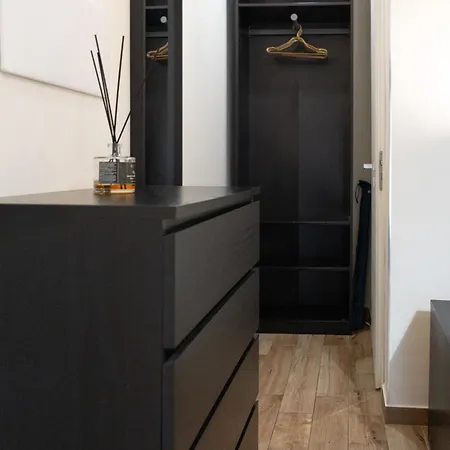 Nery Готель типу 