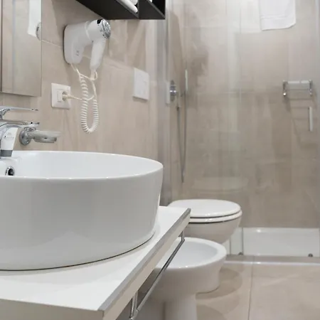 Nery Готель типу 