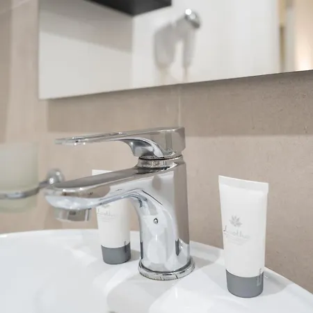 Nery Джардіні-Наксос