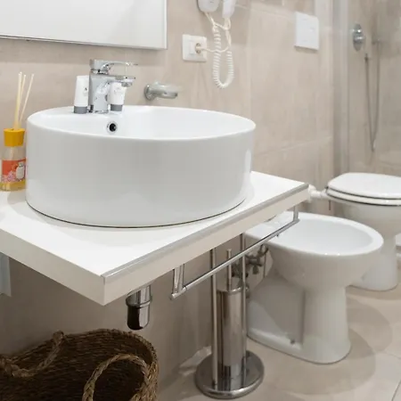 Nery Готель типу 