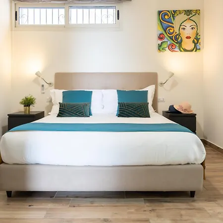 Nery Джардіні-Наксос